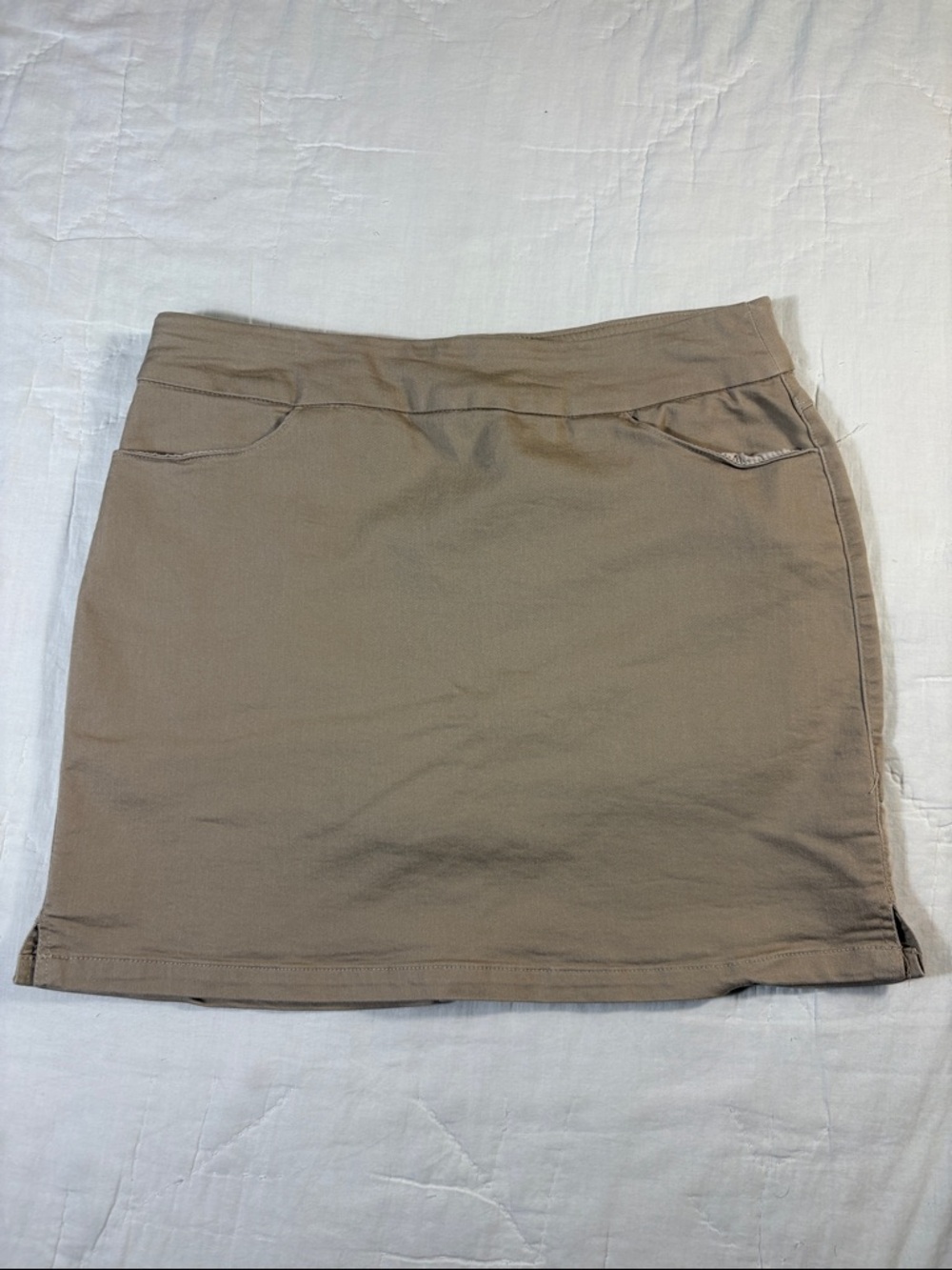 Briggs New York Petite 8P Tan Comfort Waistband Skort Coastal Grandma Mini Skirt
